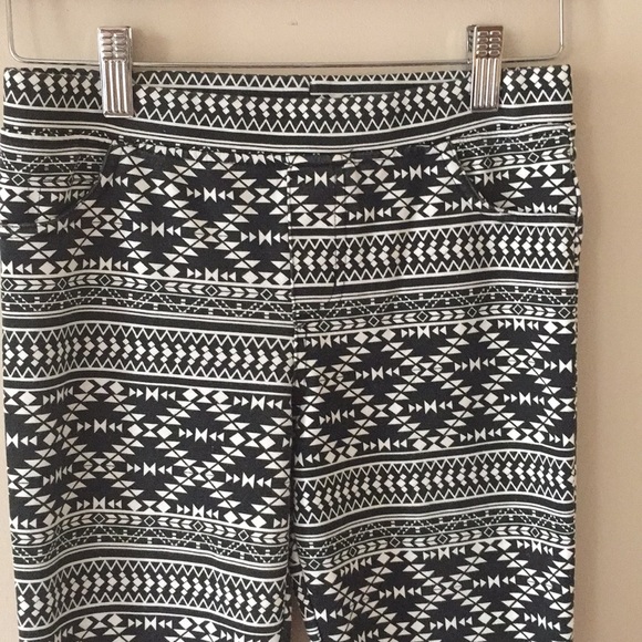 Pantalon Long Fille Taille M - Epic Threads, Rouge Et Noir, Coton/spandex - Très Bon état